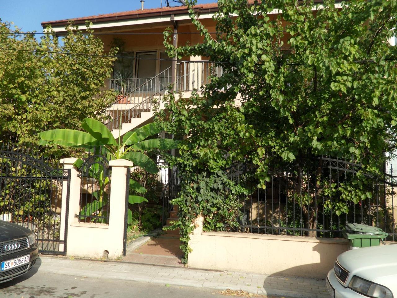 Misko'S Guest House Scopia Exterior foto